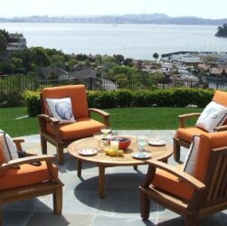 Top 4 Things to Consider While Purchasing Cushion Covers Online